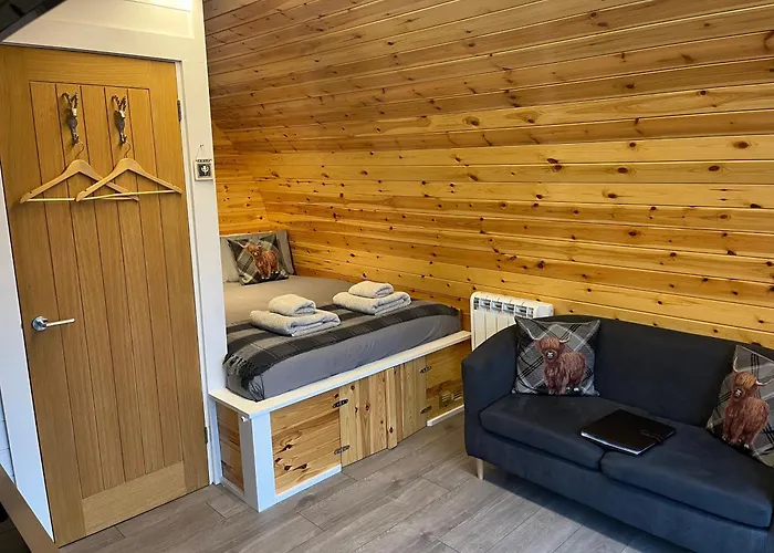 Bonnie Brae Pod